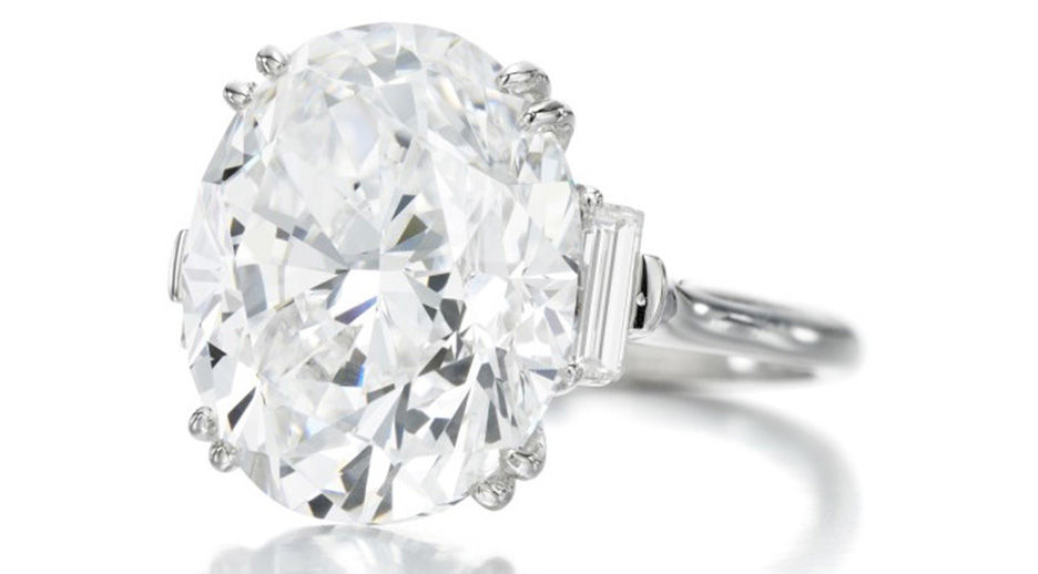 Sotheby's
January 28, 2020 - Specialist Selects
Sale L20309
Lot 9
Fine Diamond Ring
Set with an oval diamond weighing 10.16 carats, between baguette diamond shoulders, size L.
